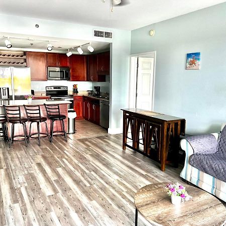 Laketown 5 Pools Steps To Beach Family Friendly Panama City Beach Bagian luar foto