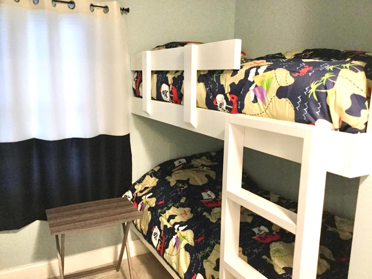 Laketown 5 Pools Steps To Beach Family Friendly Panama City Beach Bagian luar foto